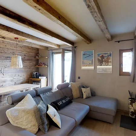 Tass 3 Apartment *